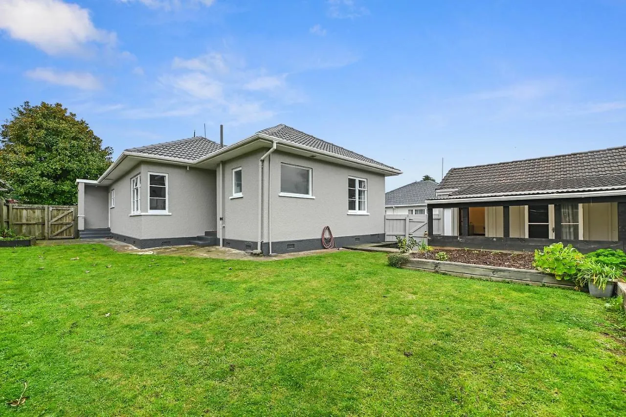 Figtree Bungalow - Rotorua Holiday Home 0*,  New Zealand